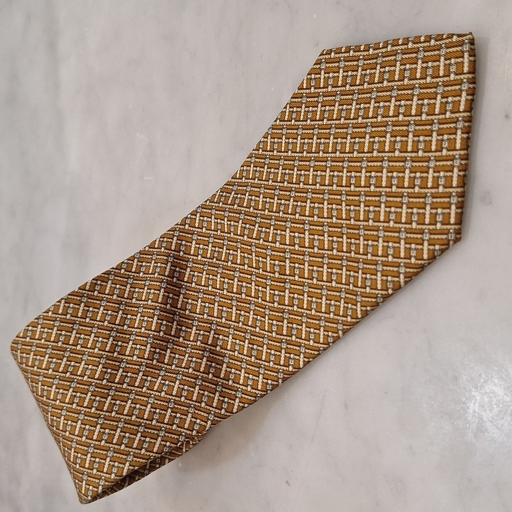 Brooks Brothers 100% Silk‎ Made in USA 4" Gold Mustard Belt Buckle Tie